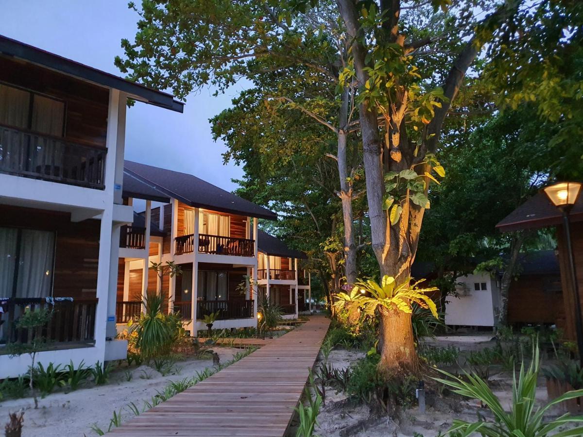 Borneo Divers Mabul Resort Mabul Island Экстерьер фото